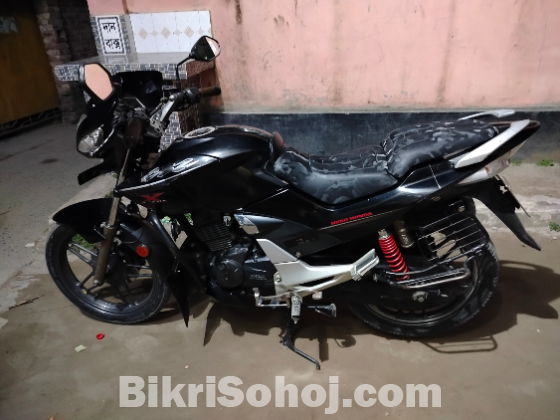 CBZ Xtreme double disc 150cc